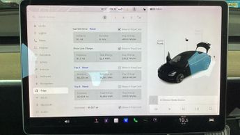 TESLA Model 3 Standard Range Plus Saloon 4dr Electric Auto RWD (241 bhp)