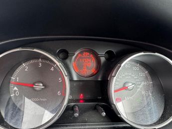 NISSAN QASHQAI 1.5 dCi Acenta Hatchback 5dr Diesel Manual 2WD (139 g/km, 105 bh