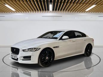 JAGUAR XE 2.0d R-Sport Saloon 4dr Diesel Auto AWD Euro 6 (s/s) (240 ps)