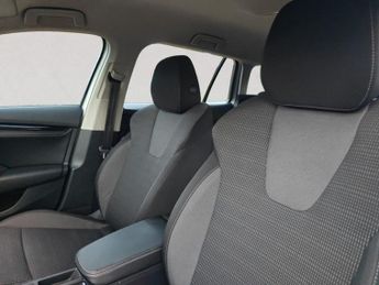 SKODA OCTAVIA 1.0 TSI e-TEC MHEV SE First Edition Estate 5dr Petrol Hybrid DSG