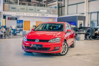 VOLKSWAGEN GOLF 2.0 TDI BlueMotion Tech GT Hatchback 5dr Diesel DSG Euro 5 (s/s)