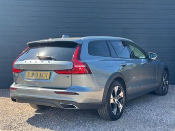 VOLVO V60 CROSS COUNTRY 2.0 T5 Plus Estate 5dr Petrol Auto AWD 