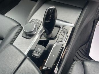 BMW 5 SERIES 3.0 530d M Sport Saloon 4dr Diesel Auto Euro 6 (s/s) (265 ps)