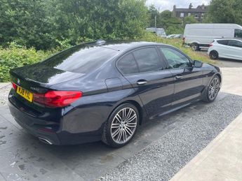 BMW 5 SERIES 3.0 530d M Sport Saloon 4dr Diesel Auto Euro 6 (s/s) (265 ps)