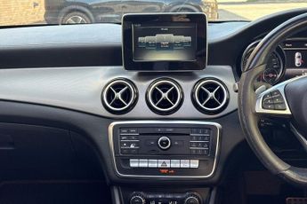 MERCEDES-BENZ CLA 2.1 CLA220d WhiteArt Coupe 4dr Diesel 7G-DCT Euro 6 (s/s) (177 p