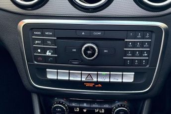 MERCEDES-BENZ CLA 2.1 CLA220d WhiteArt Coupe 4dr Diesel 7G-DCT Euro 6 (s/s) (177 p