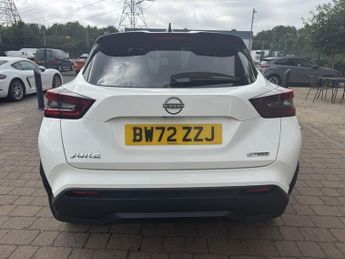 NISSAN JUKE 1.6 N-Connecta SUV 5dr Petrol Hybrid Auto Euro 6 (143 ps)