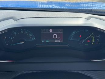 PEUGEOT E-2008 50kWh Active Premium + SUV 5dr Electric Auto (7kW Charger) (136 