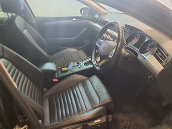 VOLKSWAGEN PASSAT 1.5 TSI EVO SEL Estate 5dr Petrol DSG Euro 6 (s/s) (150 ps)