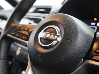 NISSAN LEAF 59kWh e+ N-Connecta Hatchback 5dr Electric Auto (217 ps)