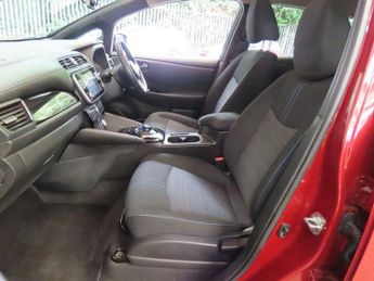 NISSAN LEAF 59kWh e+ N-Connecta Hatchback 5dr Electric Auto (217 ps)