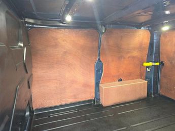FORD TRANSIT CUSTOM Euro 6 hybrid Panel van, 51,864 miles, Automatic Gearbox, Sat Na