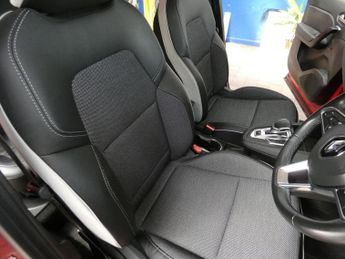 RENAULT CAPTUR 1.6 E-TECH 9.8kWh S Edition SUV 5dr Petrol Plug-in Hybrid Auto E