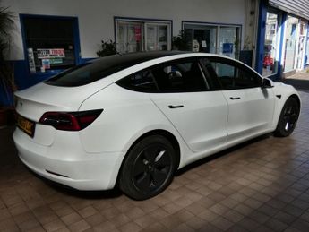 TESLA Model 3 Saloon 4dr Electric Auto RWD (241 bhp)