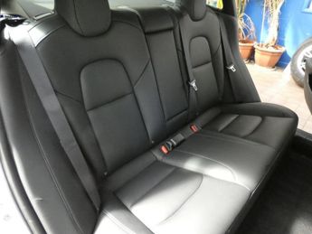 TESLA Model 3 Saloon 4dr Electric Auto RWD (241 bhp)
