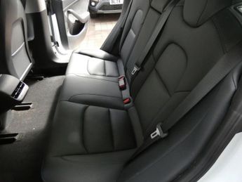 TESLA Model 3 Saloon 4dr Electric Auto RWD (241 bhp)