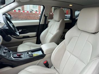 LAND ROVER RANGE ROVER EVOQUE 2.2 SD4 Prestige SUV 5dr Diesel Auto 4WD Euro 5 (s/s) (190 ps)