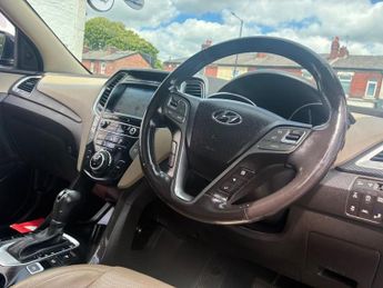 HYUNDAI SANTA FE 2.2 CRDi Blue Drive Premium SE SUV 5dr Diesel Auto 4WD Euro 6 (s