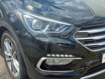 HYUNDAI SANTA FE 2.2 CRDi Blue Drive Premium SE SUV 5dr Diesel Auto 4WD Euro 6 (s