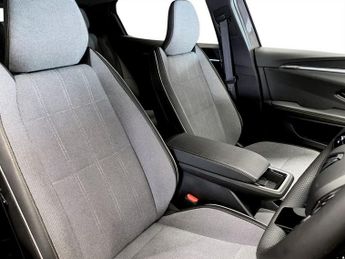 RENAULT Scenic E-Tech long range 87kWh techno SUV 5dr Electric Auto (22kW Charger) (22