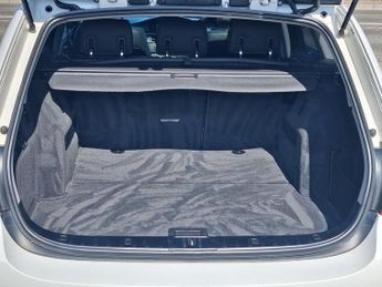 BMW 3 SERIES 2.5 325i SE Touring 5dr Petrol Auto Euro 4 (218 ps)