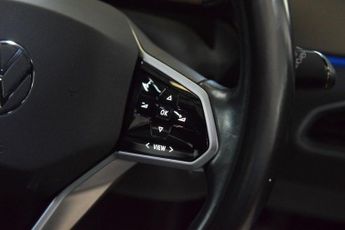 VOLKSWAGEN ID.3 Pro Performance 58kWh Life Hatchback 5dr Electric Auto (204 ps)