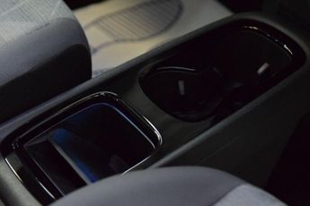 VOLKSWAGEN ID.3 Pro Performance 58kWh Life Hatchback 5dr Electric Auto (204 ps)