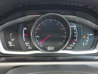 VOLVO XC60 2.4 D5 SE Lux Nav SUV 5dr Diesel Auto AWD Euro 6 (s/s) (220 ps)
