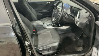 BMW 1 SERIES 1.5 116d SE Hatchback 5dr Diesel DCT Euro 6 (s/s) (116 ps)