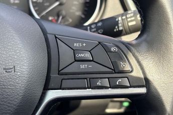 NISSAN QASHQAI 1.3 DIG-T N-Connecta SUV 5dr Petrol DCT Auto Euro 6 (s/s) (160 p