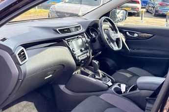 NISSAN QASHQAI 1.3 DIG-T N-Connecta SUV 5dr Petrol DCT Auto Euro 6 (s/s) (160 p