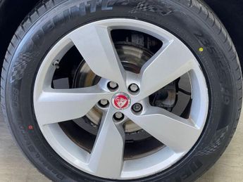JAGUAR E-PACE 2.0 D180 SE SUV 5dr Diesel Auto AWD Euro 6 (s/s) (180 ps)