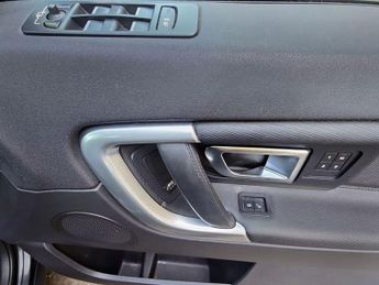 LAND ROVER DISCOVERY SPORT 2.0 SD4 HSE Dynamic Lux SUV 5dr Diesel Auto 4WD Euro 6 (s/s) (24