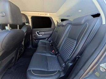 LAND ROVER DISCOVERY SPORT 2.0 SD4 HSE Dynamic Lux SUV 5dr Diesel Auto 4WD Euro 6 (s/s) (24