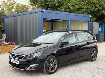 Peugeot 308 1.2 PureTech Allure Hatchback 5dr Petrol Manual Euro 6 (s/s) (11