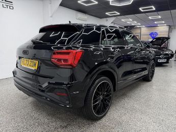 AUDI Q2 1.5 TFSI CoD 35 Black Edition SUV 5dr Petrol S Tronic Euro 6 (s/