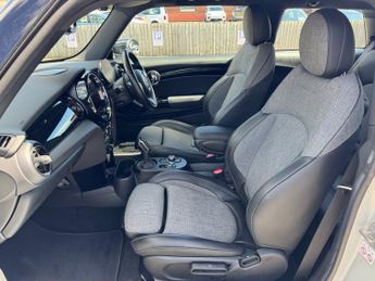 MINI Electric Hatch Cooper SE 32.6kWh Level 2 Hatchback 3dr Electric Auto (184 ps)