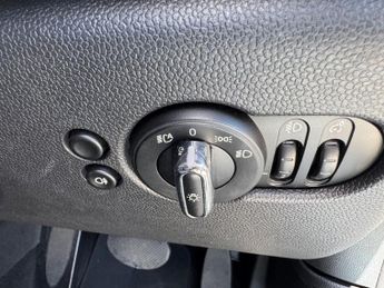 MINI Electric Hatch Cooper SE 32.6kWh Level 2 Hatchback 3dr Electric Auto (184 ps)