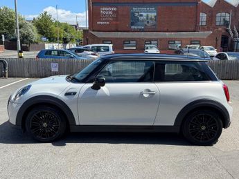 MINI Electric Hatch Cooper SE 32.6kWh Level 2 Hatchback 3dr Electric Auto (184 ps)