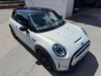MINI Electric Hatch Cooper SE 32.6kWh Level 2 Hatchback 3dr Electric Auto (184 ps)