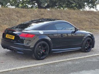 AUDI TT 2.0 TFSI 40 S line Coupe 3dr Petrol S Tronic Euro 6 (s/s) (197 p