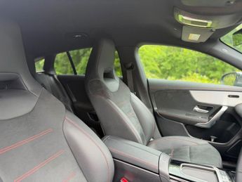 MERCEDES-BENZ CLA 1.3 CLA200h MHEV AMG Line (Executive) Shooting Brake 5dr Petrol 