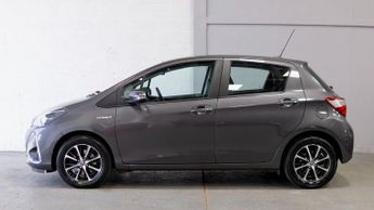 TOYOTA YARIS 1.5 VVT-h Icon Tech Hatchback 5dr Petrol Hybrid E-CVT Euro 6 (s/
