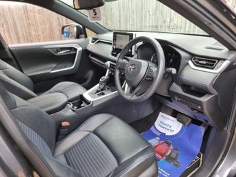 TOYOTA RAV4 2.5 VVT-h GPF Dynamic SUV 5dr Petrol Hybrid CVT Euro 6 (s/s) (21