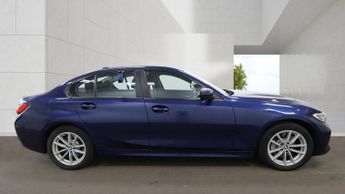 BMW 3 SERIES 2.0 330e 12kWh SE Pro Saloon 4dr Petrol Plug-in Hybrid Auto Euro