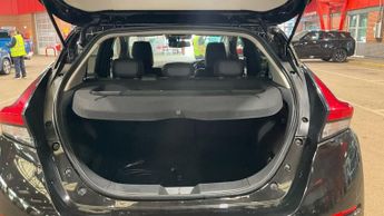 NISSAN LEAF 62kWh e+ N-Connecta Hatchback 5dr Electric Auto (217 ps)