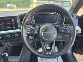 AUDI A1 1.0 TFSI 30 S line Sportback 5dr Petrol S Tronic Euro 6 (s/s) (1