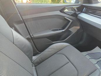 AUDI A1 1.0 TFSI 30 S line Sportback 5dr Petrol S Tronic Euro 6 (s/s) (1