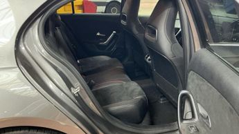 MERCEDES-BENZ A CLASS 1.5 A180d AMG Line (Executive) Hatchback 5dr Diesel 7G-DCT Euro 