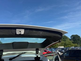 VOLVO V70 2.0 D4 SE Nav Estate 5dr Diesel Geartronic Euro 6 (s/s) (181 ps)